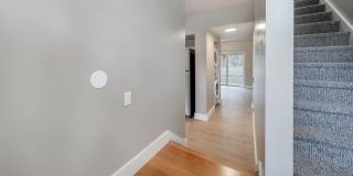 Remodeled 2 bedroom with yard Gallery 1