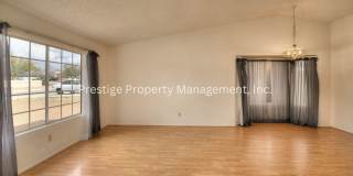 3/2 Beautiful Rita Ranch Home With Open Design!!! Gallery 11