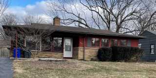 Arlington Single Family - Close to Kingsdale Gallery 1