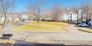 Updated 2 Bed, 2.5 Bath Townhome | Prime Lake Norman Location Gallery 1