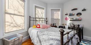 Nicely Priced 4-bed, 2-bath Mission Hill Apartment Gallery 21