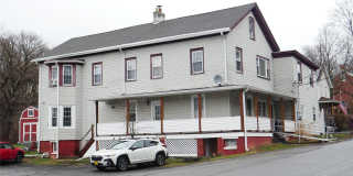 19 Main Street unit: 4 Gallery 1