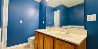 End-Unit 3BR Townhome Minutes to NCSU, Downtown & Crossroads Gallery 18