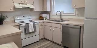 1632 Tudor Ln Gallery 13