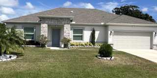 1589 SE DOME Circle Gallery 1