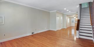 Three Bedroom Graduate Hospital Home with Roof Deck! Gallery 4