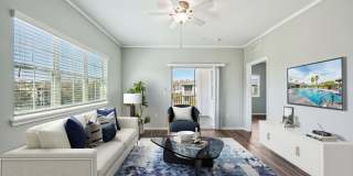 Parq at Cross Creek Gallery 30