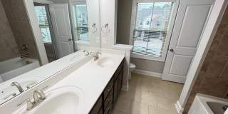 737 Lampwick Lane Gallery 17