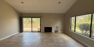 Beautiful Single Story Foxenwood Townhome in Orcutt with Easy Access to VSFB Gallery 10