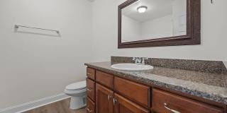 Room in 4 Bedroom Home in Wake Forest Gallery 6