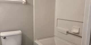 2 Bedroom Condo in Canal Gallery 10