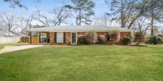 320 Southridge Drive Gallery 1