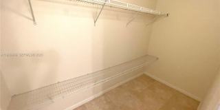 704 SE 2nd Ave Gallery 10