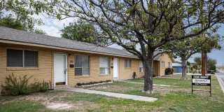 706 W 10th Gallery 1