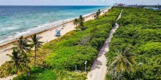 309 Oak St Gallery 77