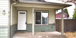 Nice home on Cul-de-sac Gallery 1