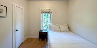 346 North Grand Street Gallery 8