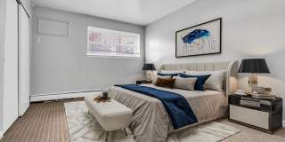 910 W Spencer St Gallery 1