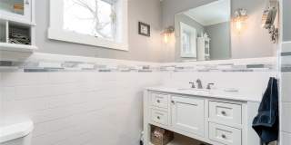 61 Atlantic Avenue Gallery 18