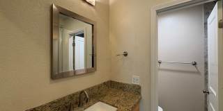 SD: Comfortable 2BD/2BA Condo in Golden Hill with A/C, Reserved Parking & In-Unit Laundry Gallery 14