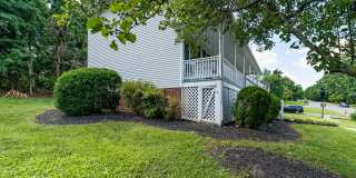 3 Bedroom || 2.5 Bathroom Home with Basement Gallery 8