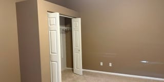 8640 Castle Hill Avenue Gallery 15