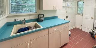 2BR/2BR Near Law School - Available Early August! Gallery 7