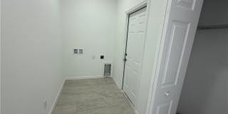 1115 Cove Street E Gallery 19