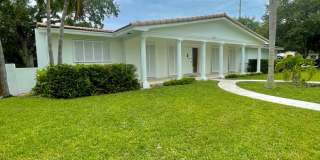 Charming Palmetto Bay Home Gallery 1