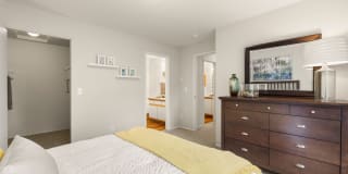 Eight Towncenter Gallery 8