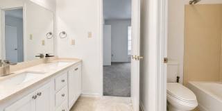 Cozy & Convenient Condo Living on Stumberg Lane Gallery 3