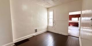 4 Bedroom 1 Bathroom w/Garage in York City! Gallery 7