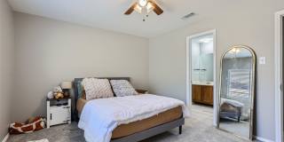 Charming 3/2/2 with Private Fenced Backyard! Gallery 14