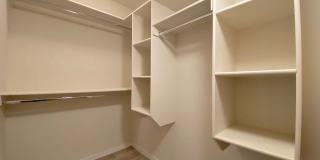 West El Paso 4bed/3.5bath Townhome Gallery 18