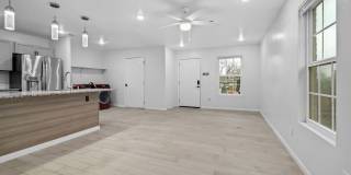 Modern Duplex in Fayetteville, AR Gallery 6