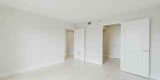 Legacy at Brickell Gallery 19