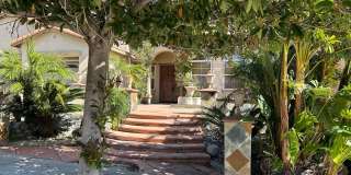Spacious 5-Bedroom Home with Stunning Views Spacious 5-Bedroom Home with Stunning Views Gallery 4
