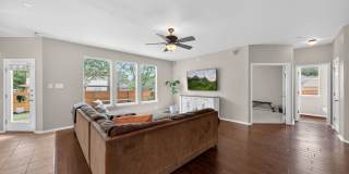 4847 Farber Dale Gallery 12