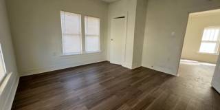 1917 S 15th Street Gallery 6