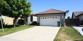 Charming Home in North Bakersfield! Gallery 1