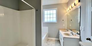 438 Riviera Drive Gallery 10
