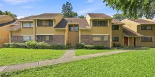 3212 N Pine Island Rd Gallery 1