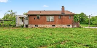 FOR RENT – 1965 Arlington Ave Gallery 42