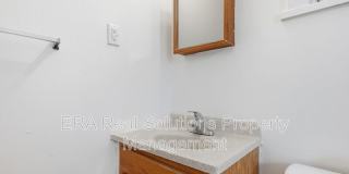 150 S Cypress Ave Gallery 21