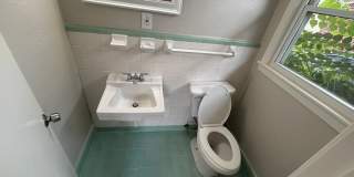 3Bed 1.5Ba available now- Now get 1st month rent free! Gallery 6