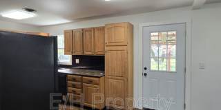 1121 Luther East Gallery 6