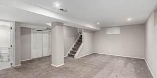 1463 Dahlia St Gallery 20