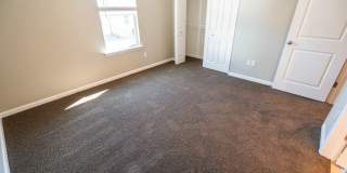 Beautiful 3 Bedroom 3 Bath Gallery 29