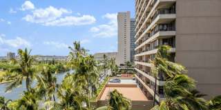 Waikiki 1BR/1BA with Ala Wai Canal & Mountain Views — Wraparound Lanai, Utilities Included Gallery 21