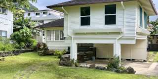 Manoa - 3BR/2BA/Carport (Pet Negotiable) Gallery 1